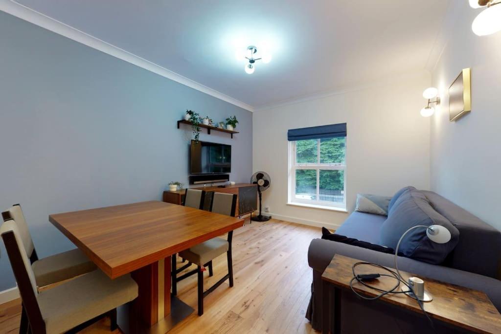Lovely 2-Bedroom Flat Near Highgate Лондон Екстер'єр фото